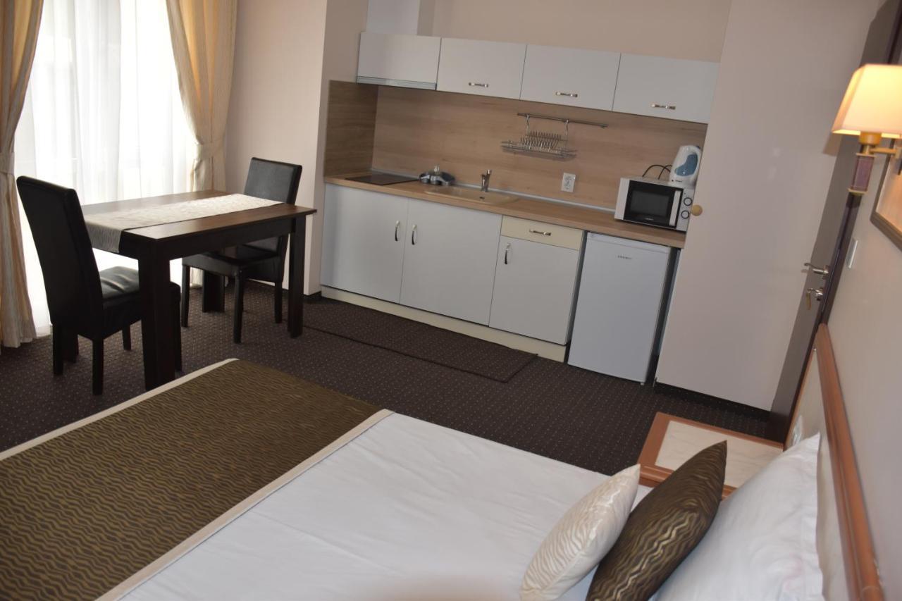 Guest House Sg-Brothers Obzor Eksteriør billede